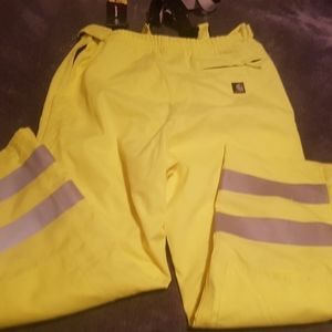 Carhartt bib overalls